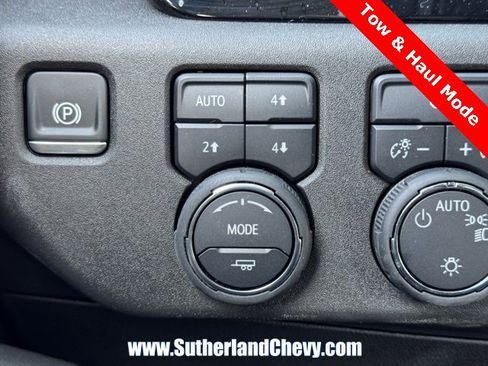 Used 2025 Chevrolet Silverado 1500 LT w/ All Star Edition Plus image 32