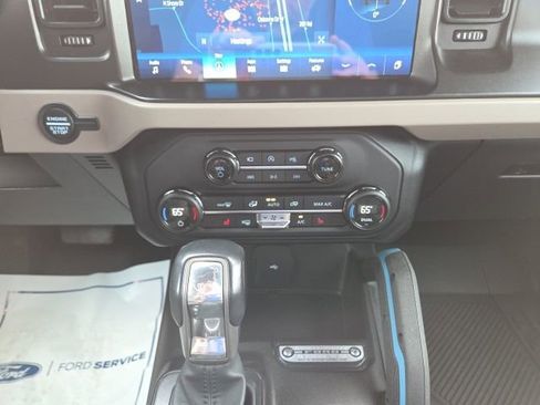 Used 2021 Ford Bronco Wildtrak image 36