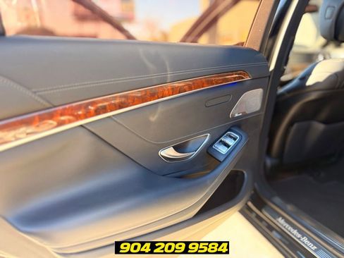 Used 2017 Mercedes-Benz S 550 Sedan image 37