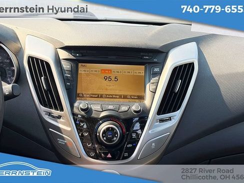 Used 2012 Hyundai Veloster w/ Style Pkg FWD image 24