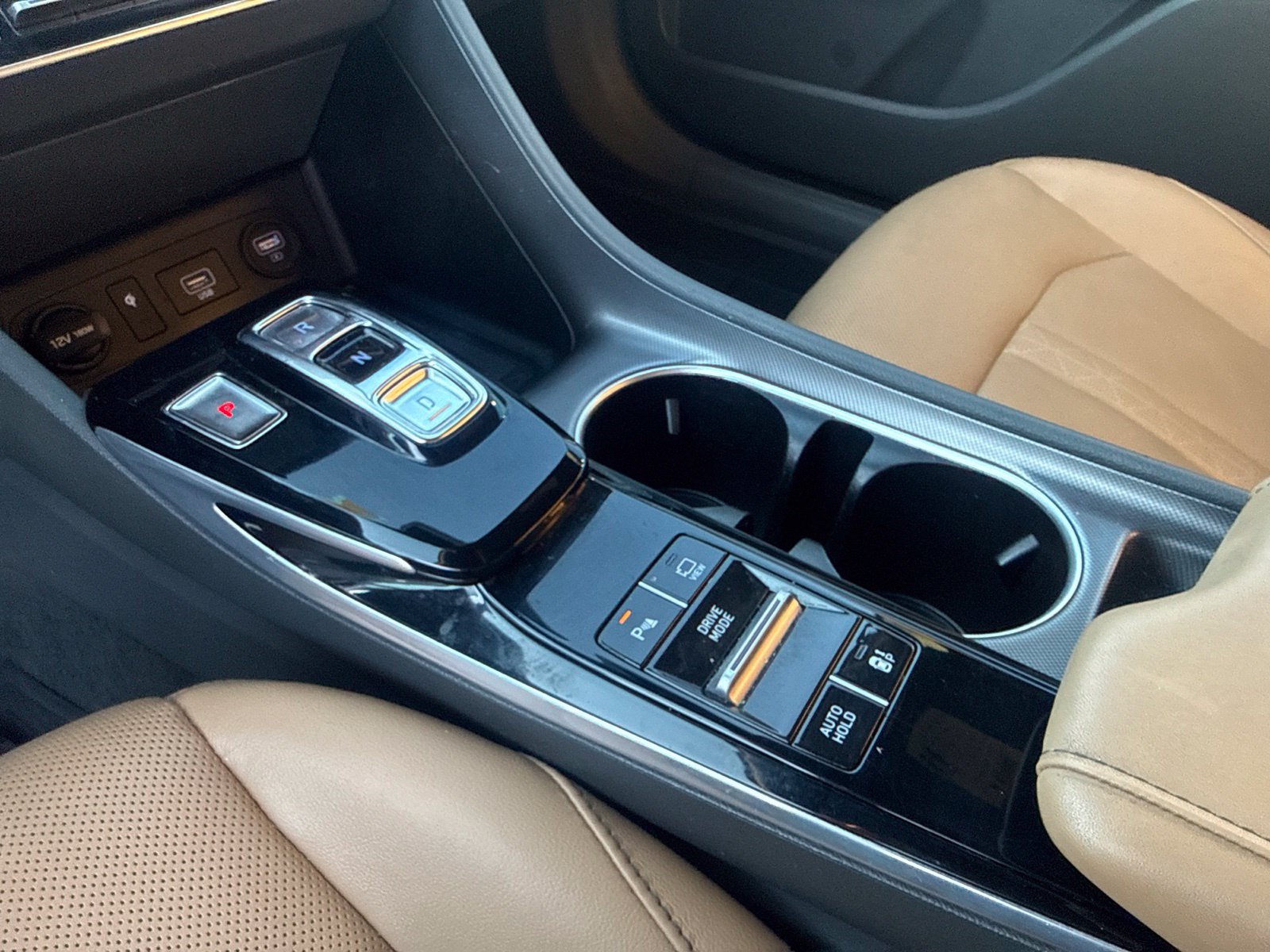 Used 2020 Hyundai Sonata Limited FWD image 16