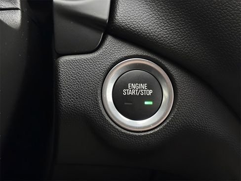 Used 2024 Chevrolet Equinox LT image 16