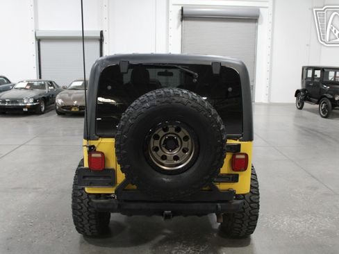 Used 2006 Jeep Wrangler Unlimited AWD/4WD image 9