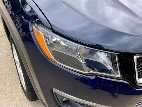 Used 2019 Jeep Compass Latitude w/ Popular Equipment Group image 27