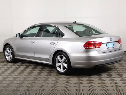 Used 2013 Volkswagen Passat 2.5 SE image 6