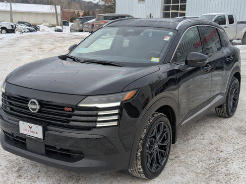 New 2026 Nissan Kicks SR w/ SR Premium Package image 3