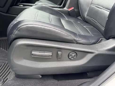 Used 2018 Honda CR-V EX-L image 19
