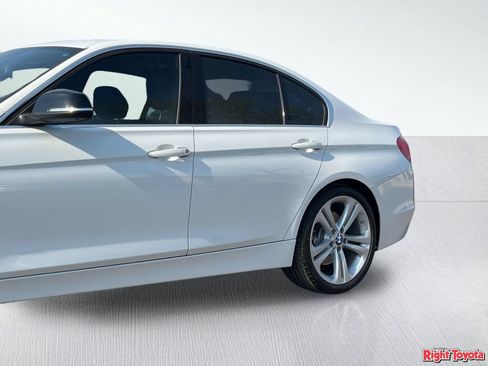 Used 2015 BMW 335i Sedan RWD image 9