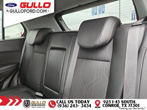 Used 2017 Chevrolet Trax LT w/ LT Convenience Package FWD image 14