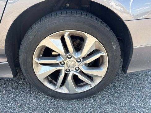 Used 2018 Honda Accord LX image 6