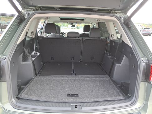 New 2026 Volkswagen Atlas SE image 13