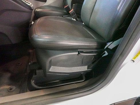 Used 2022 Ford Transit Connect XL image 9