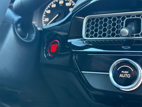 Used 2023 Honda Civic Sport image 25