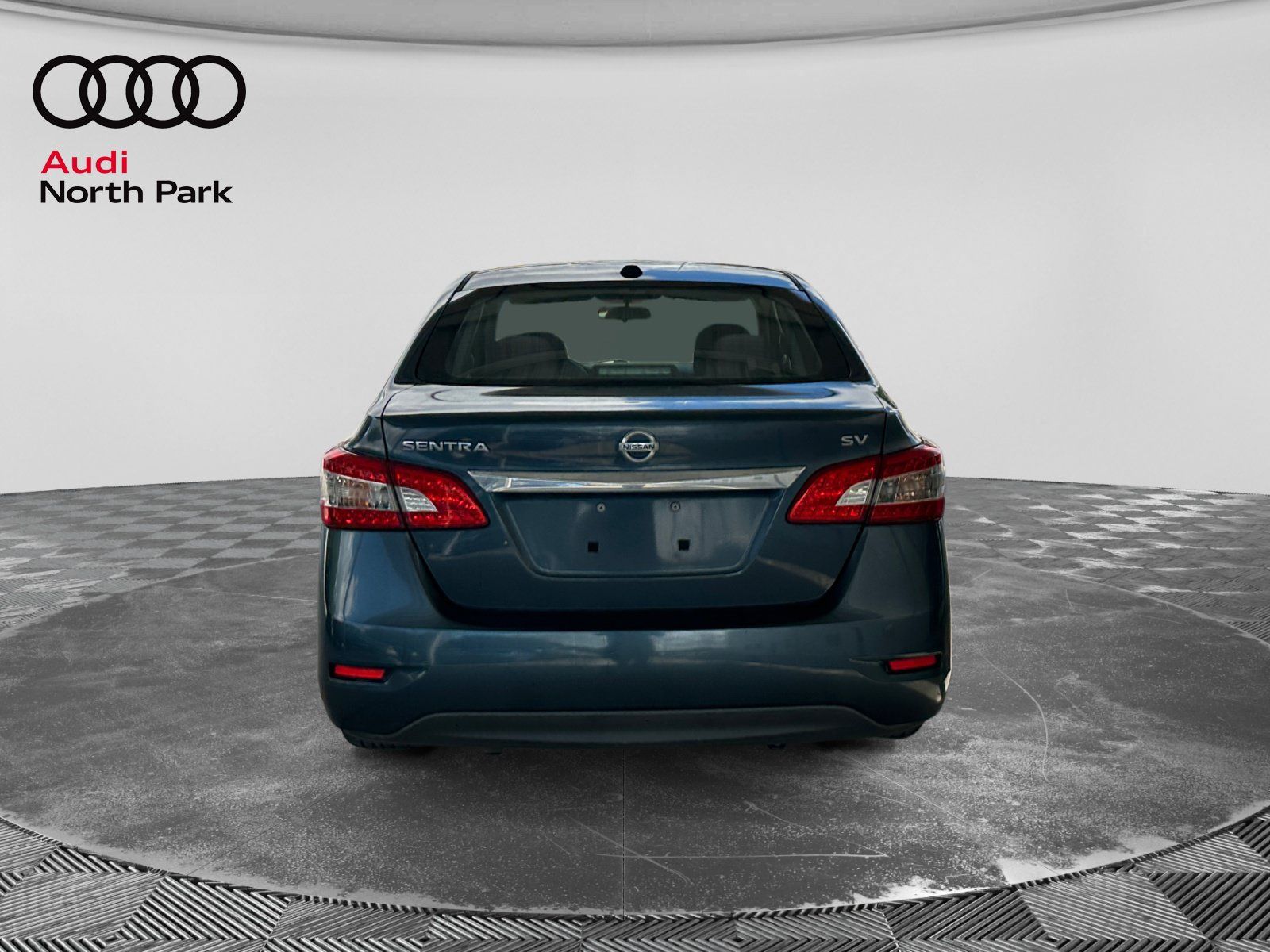 Used 2015 Nissan Sentra SV FWD image 4