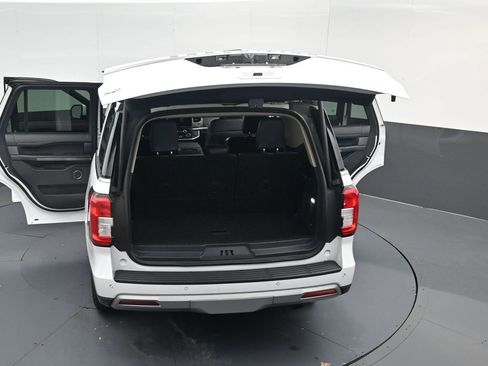 Used 2024 Ford Expedition XLT RWD image 61