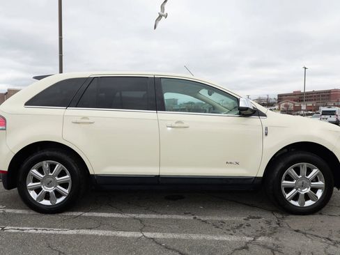 Used 2008 Lincoln MKX AWD image 9