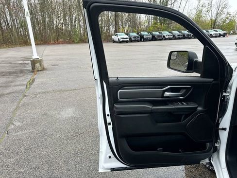 Used 2022 RAM 1500 Big Horn AWD/4WD image 25