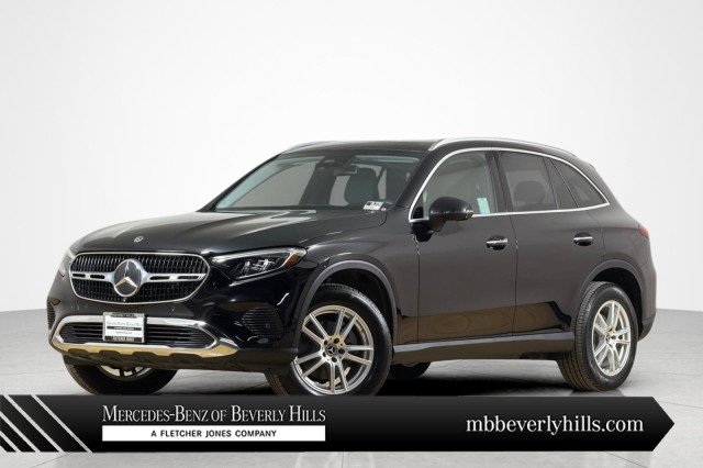 Used 2023 Mercedes-Benz GLC 300 4MATIC image 1