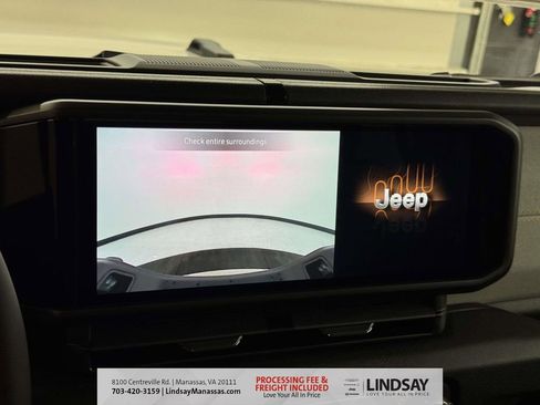 New 2026 Jeep Gladiator Sport image 25