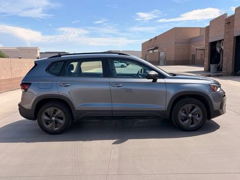 Used 2025 Volkswagen Taos S FWD image 5