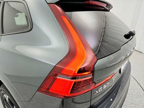 New 2026 Volvo XC60 B5 Core w/ Climate Package image 27