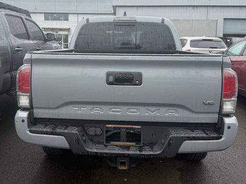 Used 2020 Toyota Tacoma TRD Off-Road w/ TRD Premium Off Road Package image 3