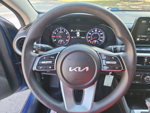 Used 2022 Kia Forte LXS image 15