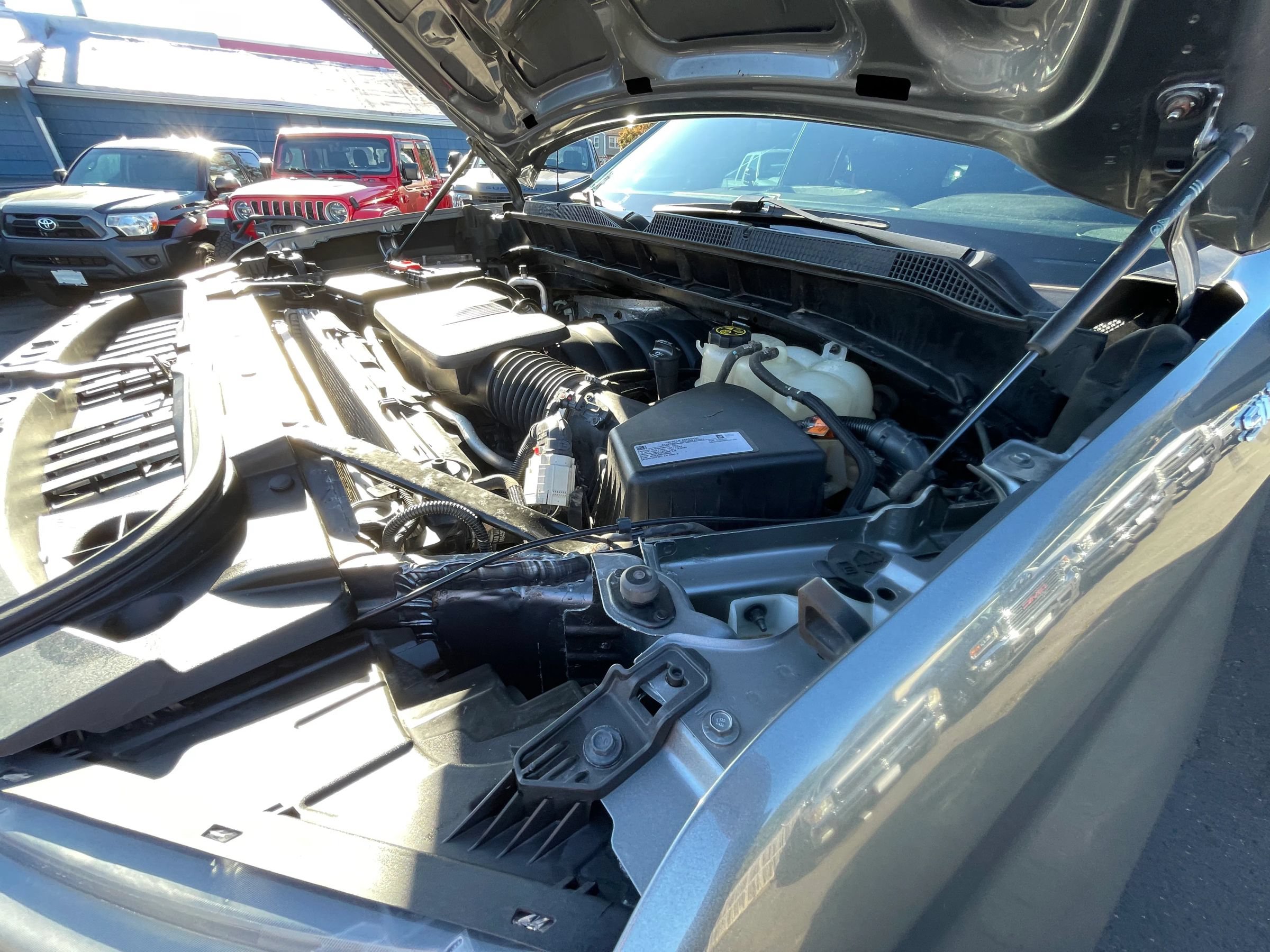 Used 2021 Chevrolet Silverado 1500 Custom AWD/4WD image 28