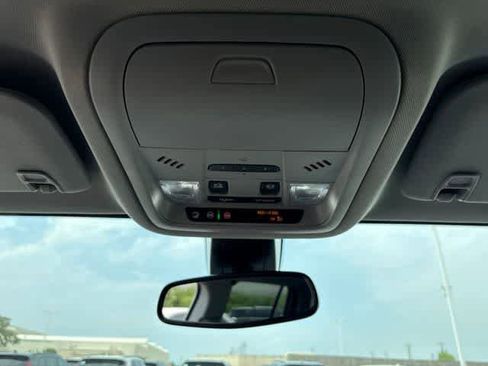 Used 2023 GMC Acadia SLT w/ Elevation Edition FWD image 22
