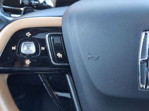 Used 2020 Lincoln Corsair Reserve w/ Equipment Group 202A image 23