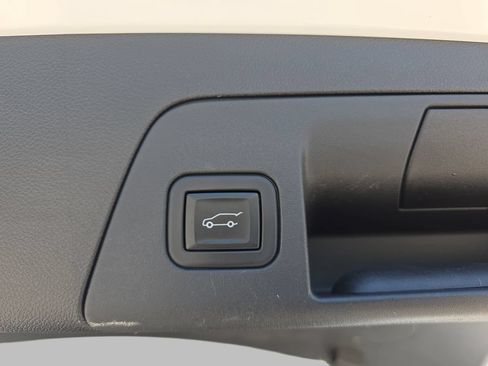 Certified 2023 Buick Envision Essence AWD/4WD image 14