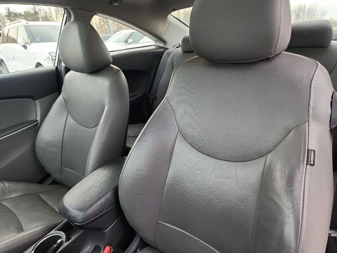 Used 2014 Hyundai Elantra w/ Option Group 2 image 24