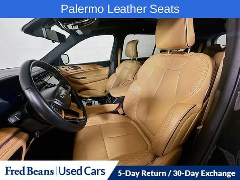 Used 2024 Jeep Grand Cherokee L Summit AWD/4WD image 29