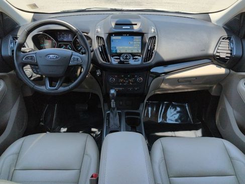 Used 2017 Ford Escape Titanium FWD image 16