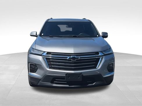 Used 2024 GMC Terrain SLE w/ Driver Convenience Package FWD image 6