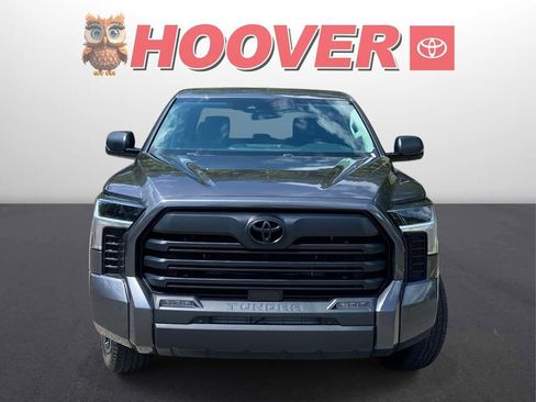 Used 2023 Toyota Tundra SR5 w/ SR5 Convenience Package RWD image 5