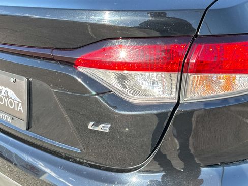 Used 2024 Toyota Corolla LE FWD image 18