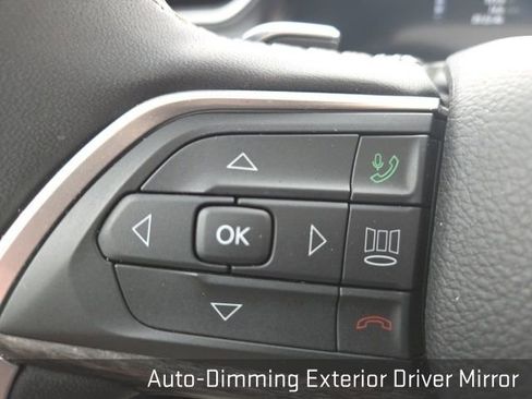 Used 2024 Jeep Grand Cherokee L Limited w/ Luxury Tech Group II image 40