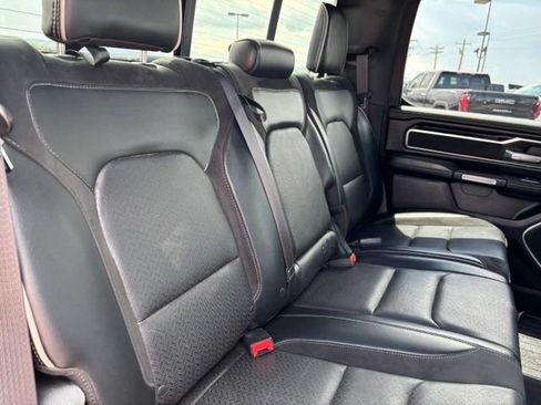 Used 2019 RAM 1500 Laramie w/ Sport Appearance Package AWD/4WD image 18