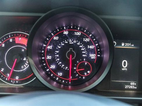 Used 2023 Hyundai Elantra SEL image 21