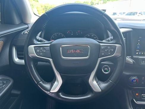 Used 2018 GMC Terrain SLE w/ Driver Convenience Package AWD/4WD image 19