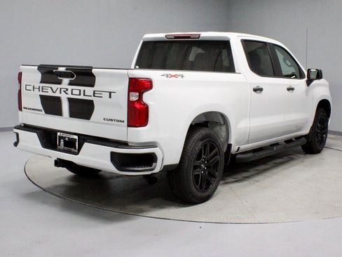 Used 2023 Chevrolet Silverado 1500 Custom w/ Rally Edition image 11