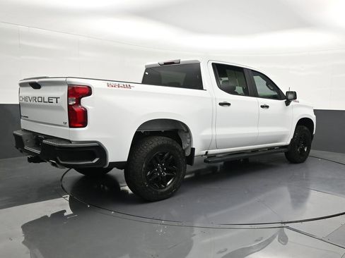 Used 2021 Chevrolet Silverado 1500 LT Trail Boss image 5