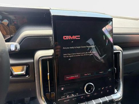 New 2026 GMC Yukon XL Denali w/ Denali Reserve Package AWD/4WD image 23