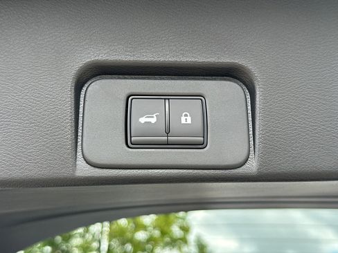 New 2025 Nissan Rogue SV image 20