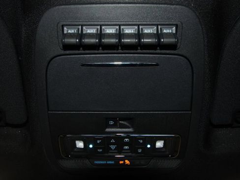 Used 2023 Ford F150 Raptor AWD/4WD image 24