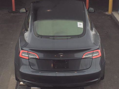 Used 2023 Tesla Model 3 Standard Range image 11