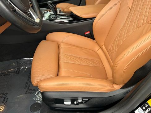 Used 2023 BMW 540i xDrive w/ Convenience Package image 11