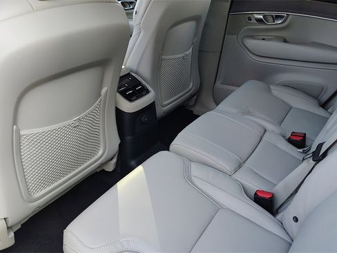 New 2026 Volvo XC90 T8 Ultra image 28