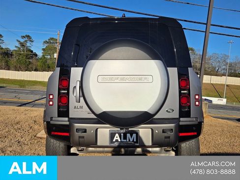 Used 2022 Land Rover Defender 90 X-Dynamic S AWD/4WD image 5